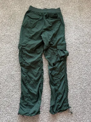 Lululemon Dance Studio Relaxed-Fit Mid-Rise Cargo Pant Legacy Green XS thumbnail 10
