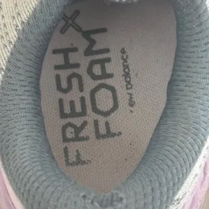 New‎ Balance Fresh Foam Women's Running Shoes Grey Purple size 6.5 thumbnail 8
