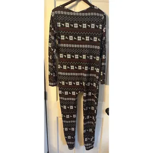 SHO SHO Stretchy OnePiece jumpsuit Pajamas Women’s XL Holiday Reindeer Snow NEW thumbnail 2