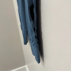 Lululemon‎ leggings size 4, blue thumbnail 3