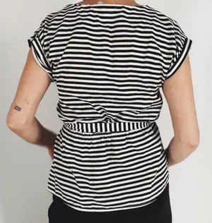 Factory Black and White Short Sleeve Blouse Size XS thumbnail 2