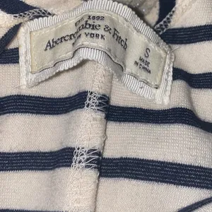 ✨Abercrombie & Fitch Striped Dress✨ thumbnail 4