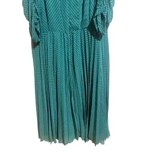 ASOS DESIGN Curve Midi Dress Womens 22 Green Excellent Ruched Chevron Smocked thumbnail 13