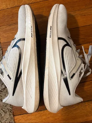 EUC Women’s Nike Air Zoom Pegasus 40 Running Shoes Size 9 thumbnail 10