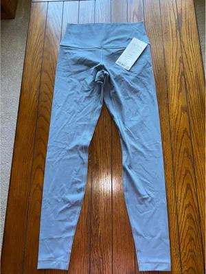 Lululemon Align High Rise 28” Steel Blue Size 8 NWT thumbnail 3