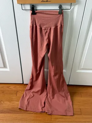 Aerie Offline Real Me High Waisted Crossover Rib Super Flare Leggings in Coral thumbnail 3