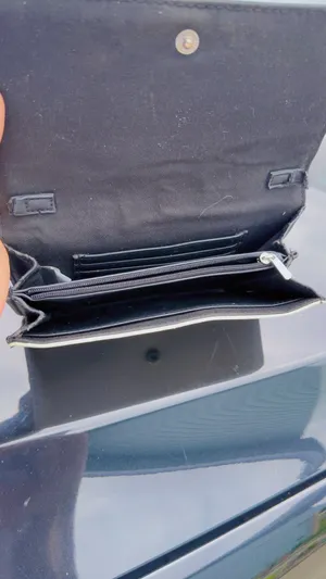 Color Block Black Cream Faux Leather Wallet Organizer thumbnail 2