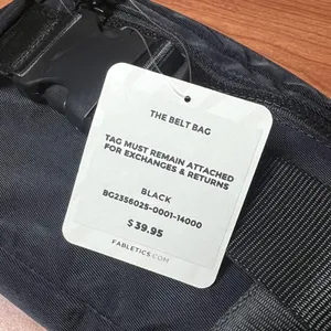 Fabletics Belt Bag Unisex Small Black Nylon Crossbody Fanny Pack Travel Gym NEW thumbnail 5