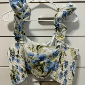 Abercrombie Floral Poplin Scrunch Tank Top thumbnail 6