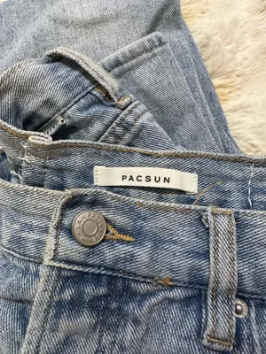 PacSun Jeans Low-Rise Straight Size 25 thumbnail 2