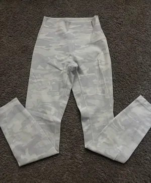 Lululemon White Camp Leggings thumbnail 1