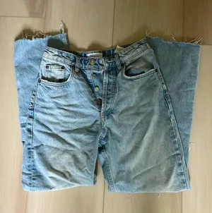 Light Wash Jeans thumbnail 4