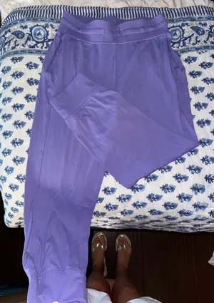 Lululemon Ready To High-Rise Joggers CROPPED thumbnail 1