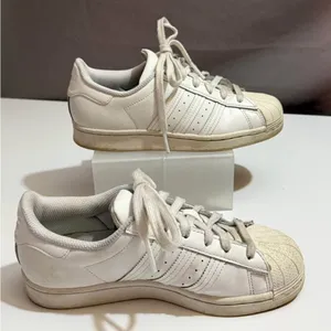 Adidas Superstar white sneakers, size 5 thumbnail 2