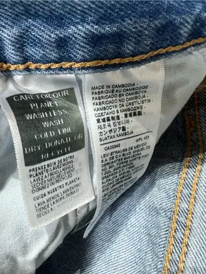 Levi’s 501 Distressed Cutoff Denim Shorts High Rise Button Fly Light Wash thumbnail 7