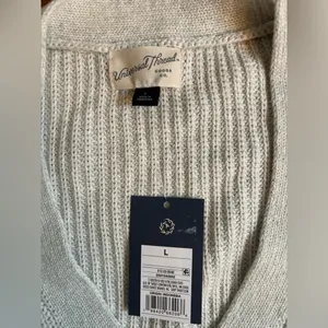 Universal Threads Cream Knit Button-Up Cardigan thumbnail 2
