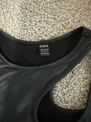 Shein Top Crop Black thumbnail 2
