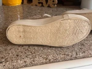 Rocket Dog Sneakers 6.5 with unique embroidery design thumbnail 6