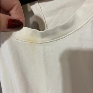 Lululemon tank top thumbnail 2
