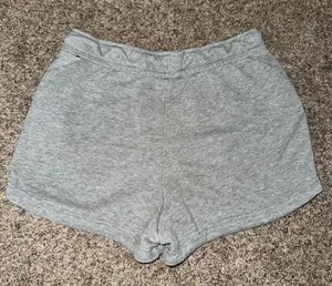Nike women’s shorts thumbnail 3