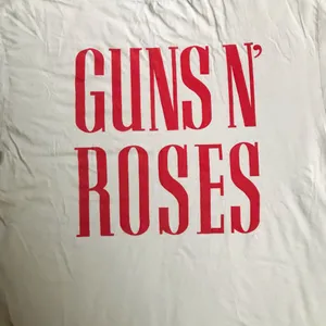 Daydreamer Guns N Roses Band Graphic Tee Shirt thumbnail 7