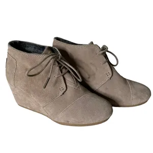 TOMS Ankle Booties Suede Leather Lace Up Wedges Women's‎ Shoes Size 8 thumbnail 5
