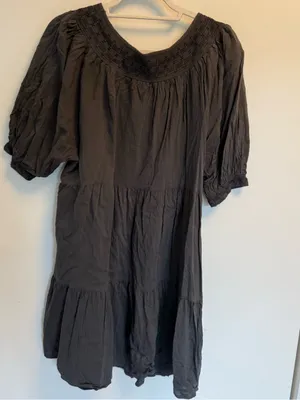 Old Navy Women's Puff Sleeve Boho Dress in Charcoal Gray thumbnail 2