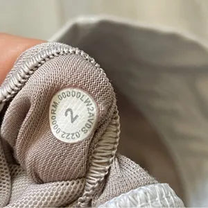 Lululemon Energy Bra long line strappy sports womens Gray size 2 medium support thumbnail 6