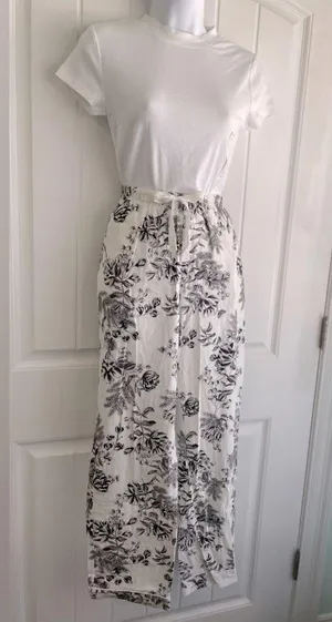 Stars Above x A New Day Floral Print Women's Pants & Ribbed White Shirt XS NWT thumbnail 5
