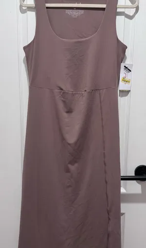 Isabel maternity dress- size medium thumbnail 1