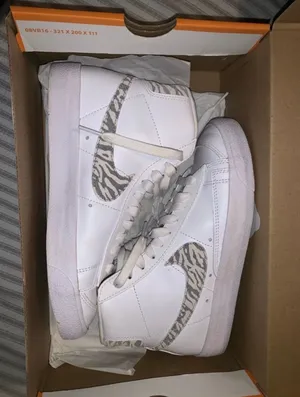 Nike Blazer Women’s thumbnail 1