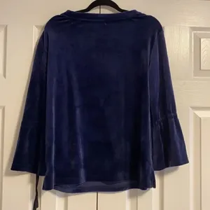 Sanctuary Royal Blue Velvet Tie Bell Sleeve Top thumbnail 4