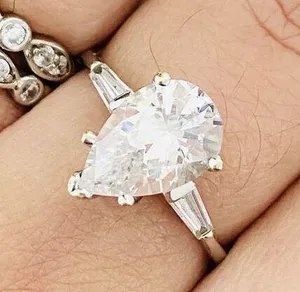 Women’s 14K Pear Shape White Gold CZ Zirconia Wedding Or Engagement Sz 10 Ring thumbnail 1