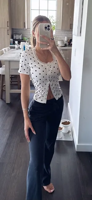 SHEIN White Short-Sleeve Polka Dot Knot Crop Top (Size Small) thumbnail 1