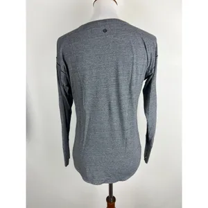 Lululemon Gray Long Sleeve Athletic Top Thumbholes V Neck Women's thumbnail 9
