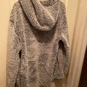 Victoria's Secret PINK Cozy Gray Sherpa Jacket M/L thumbnail 2