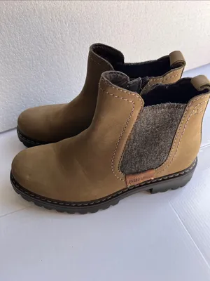 Josef Seibel Tan Chelsea Boots with Gray Panels thumbnail 7