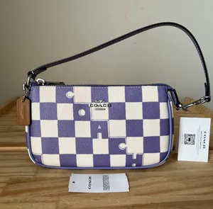 Purse thumbnail 1