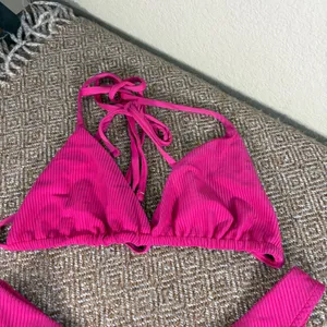 Frankies Bikinis - Red Ribbed and Runched 2-Piece Bikini Sz M Sexy Vacay Beach thumbnail 2