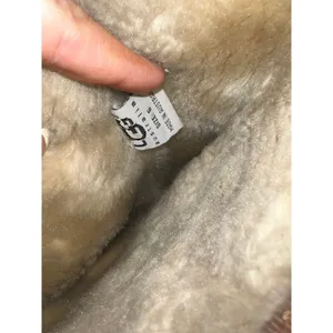 Chestnut brown uggs Size 6 thumbnail 4