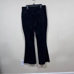 Halara Halara Flex High Waisted Crossover Pocket Flare Jeans black SZ large EUC thumbnail 6