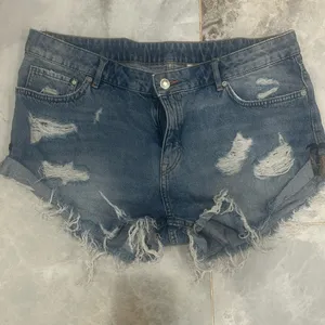 Denim Casual Blue Distressed Jean Shorts thumbnail 8