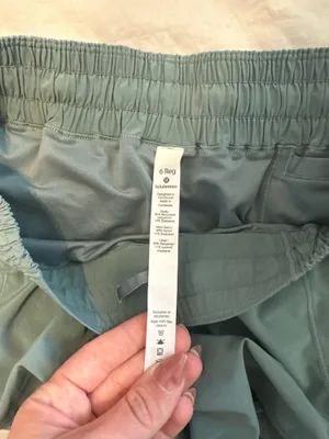 Lululemon Shorts thumbnail 4