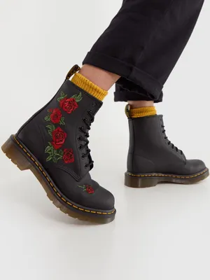 Dr. Martens 1460 Vonda Rose Embroidered Leather Combat Boots Black Size 9 thumbnail 2