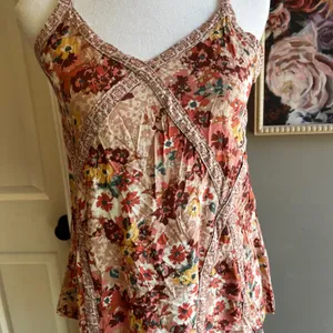 Maurice's NWT Babydoll Tank Top Size‎ XS Women's Floral Sleeveless Y2K Romantic Whimsical thumbnail 2