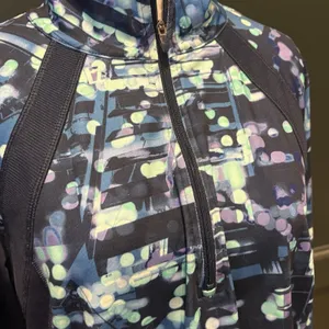 TG Tek Gear Drytek Athletic Long Sleeve Top Blue Tech Print Size XL Womens thumbnail 2