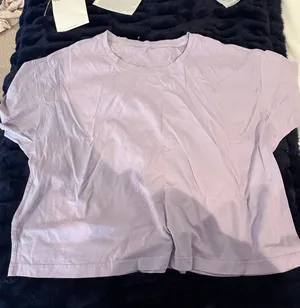 lululemon cates tee thumbnail 1
