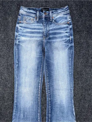 Buckle Black Fit No 35 Bootcut Stretch Jeans Women’s 26 x 30 SHORT BBW1064S EUC thumbnail 3