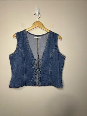 Abercrombie and Fitch denim tie front vest medium wash size XL thumbnail 2