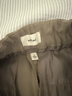 Aritzia Effortless Pants thumbnail 2